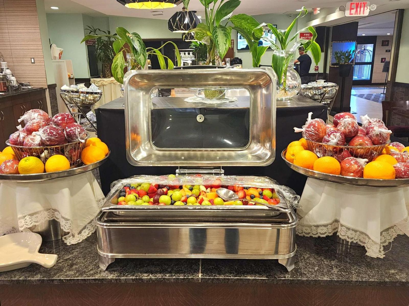 Radisson Hotel Southfield-Detroit Екстериор снимка