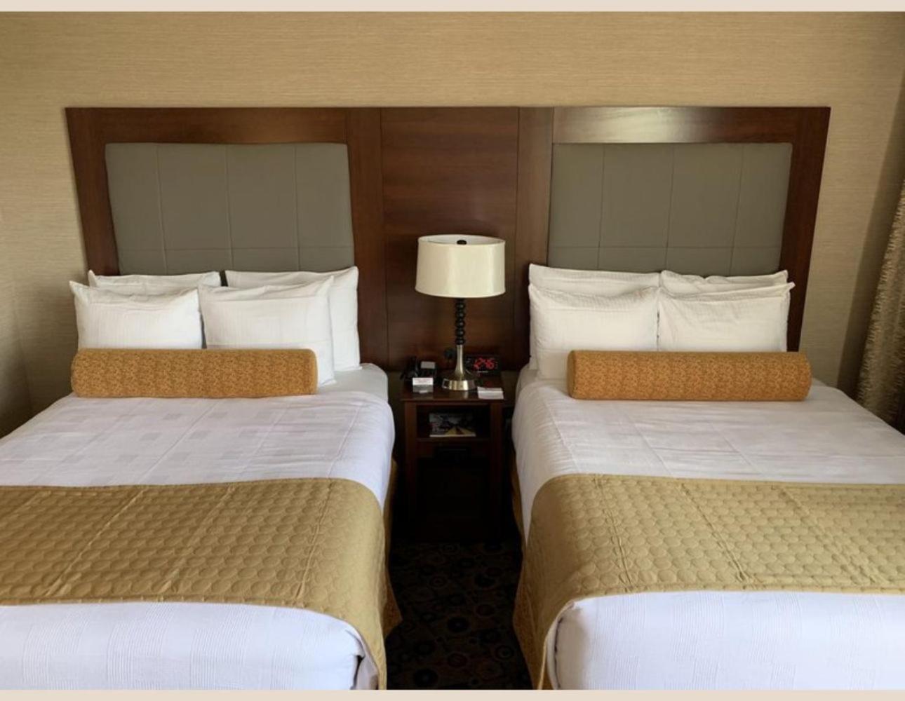 Radisson Hotel Southfield-Detroit Екстериор снимка