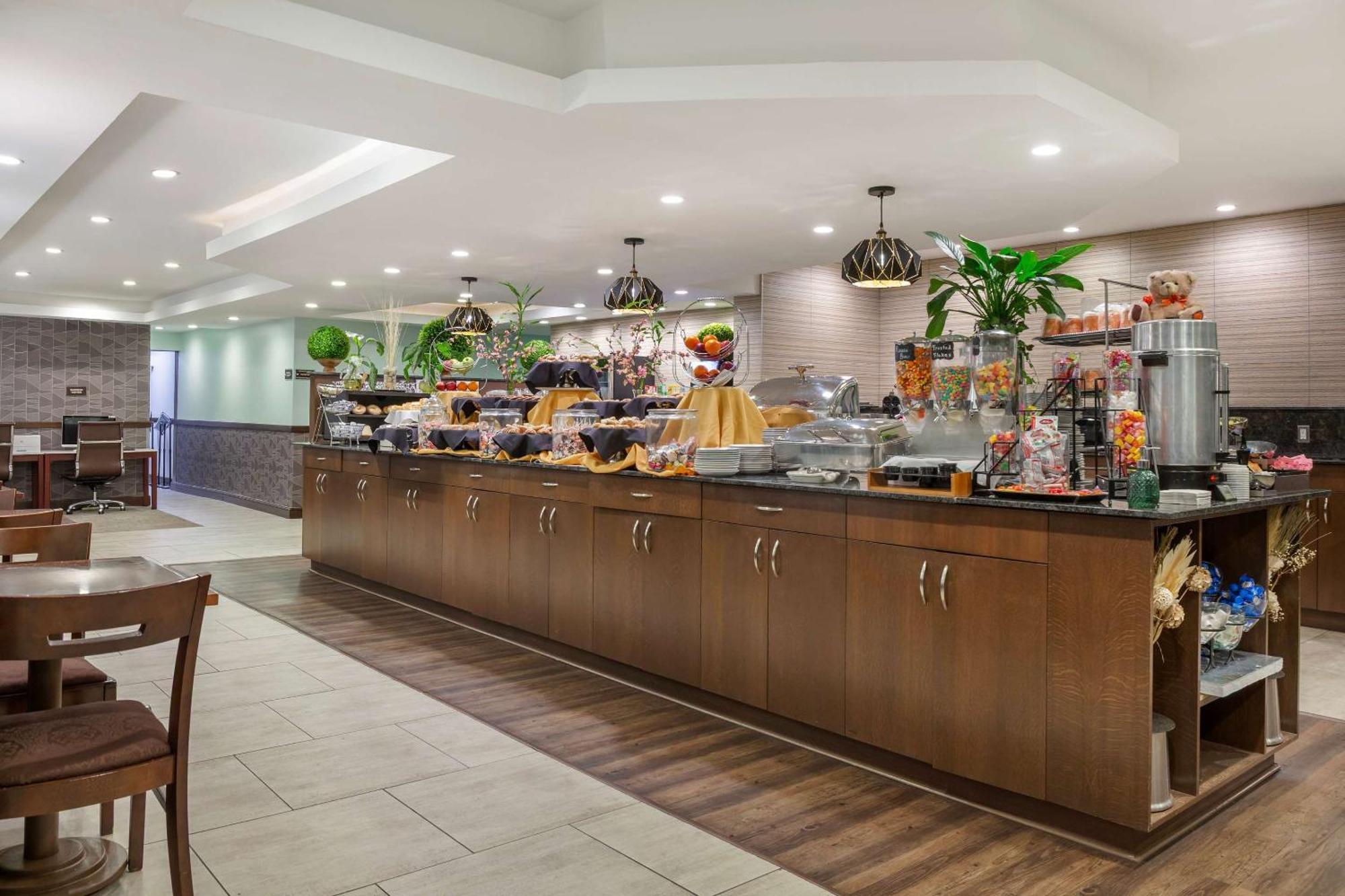 Radisson Hotel Southfield-Detroit Екстериор снимка